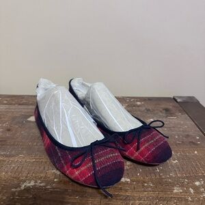 GAP Red Blue Plaid Ballet Flats women’s size 10 NEW